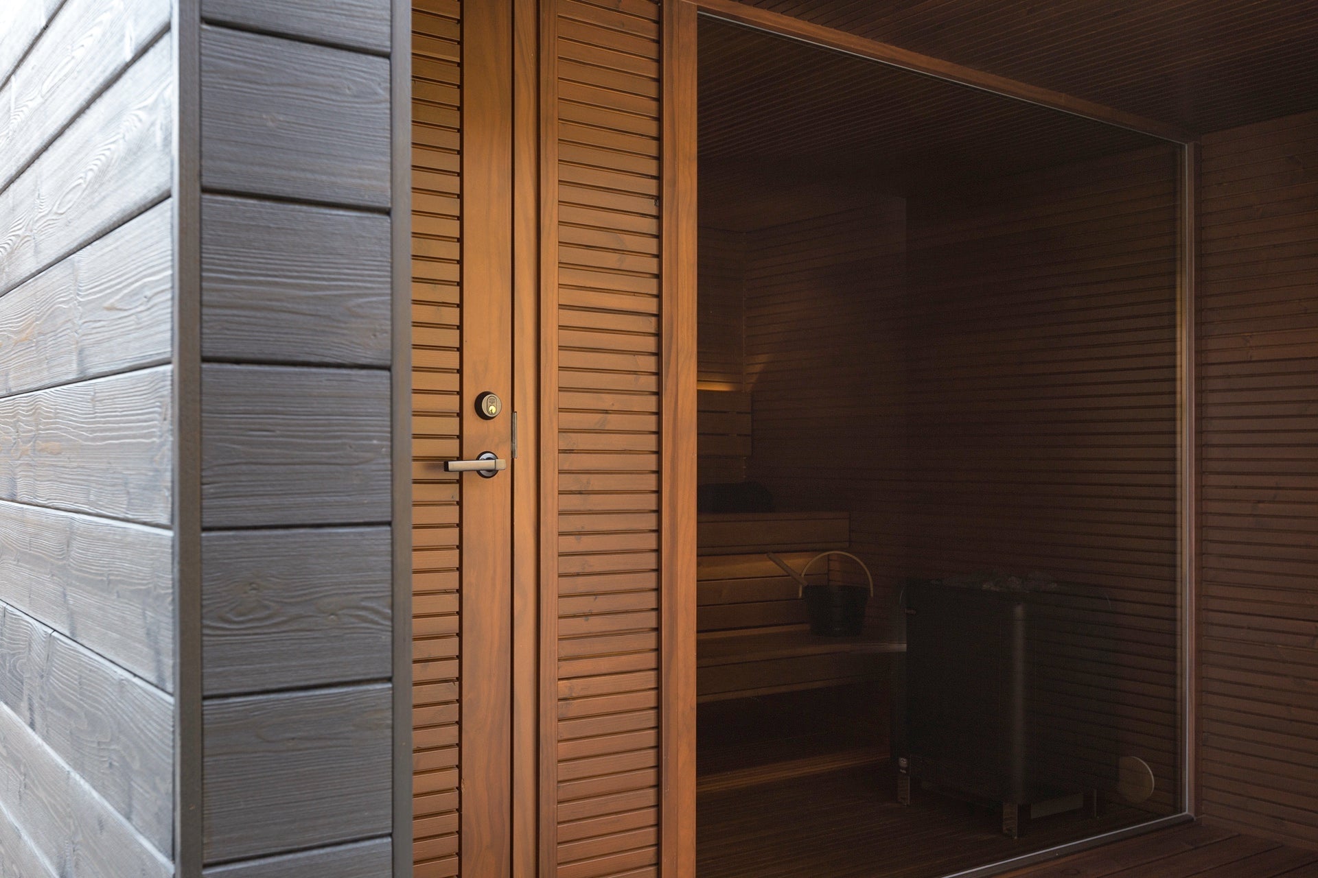Auroom Sauna Auroom Natura Modern Outdoor Sauna with Changing Room