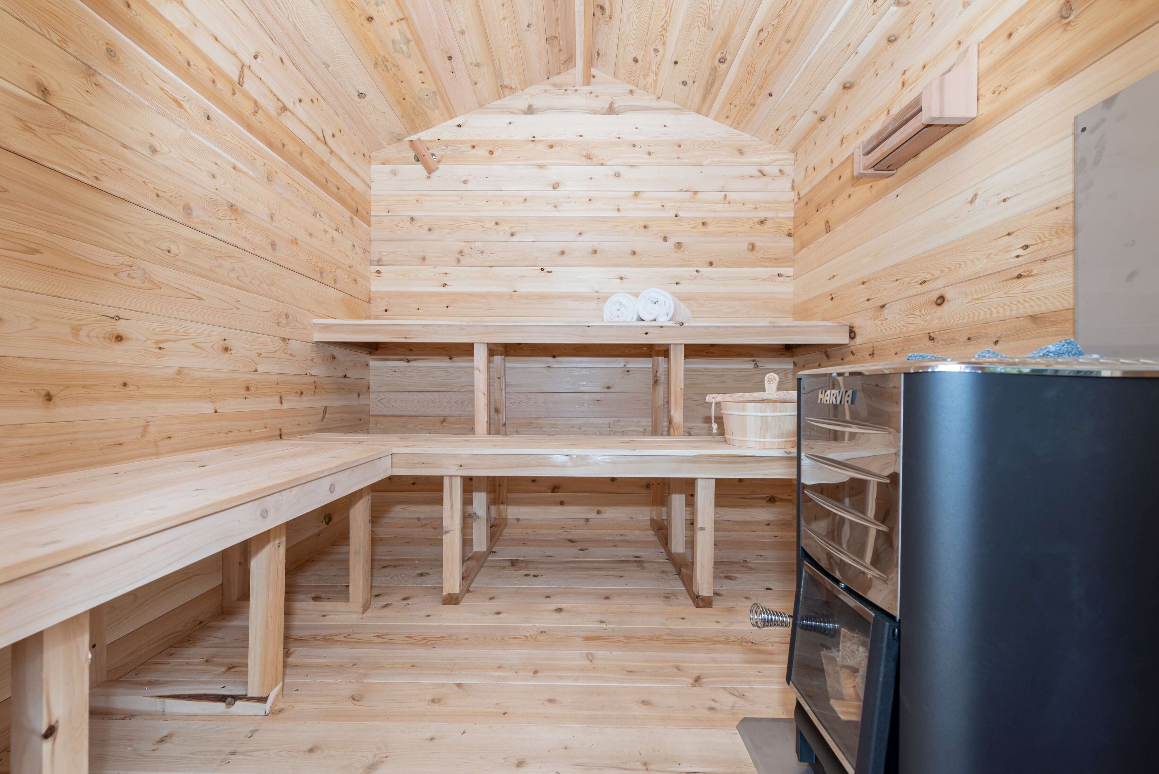 Dundalk LeisureCraft Sauna Dundalk CT Georgian 6 Person Outdoor Sauna CTC88W